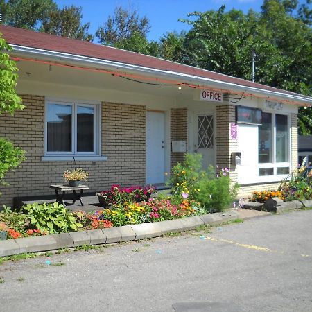 Motel Le Jardin Quebeque Exterior foto